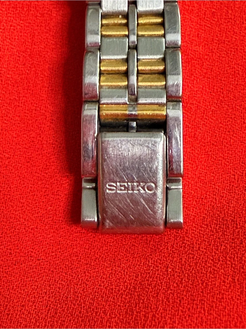 Seiko VintageTwo-Tone Silver and Gold Women's Wristwatch